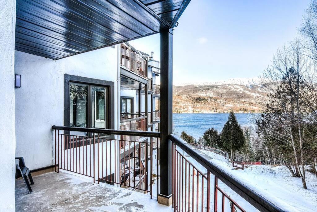 Chic Mt-Tremblant Condo With View On The Lake By Denstays Мон-Трамблан Екстер'єр фото